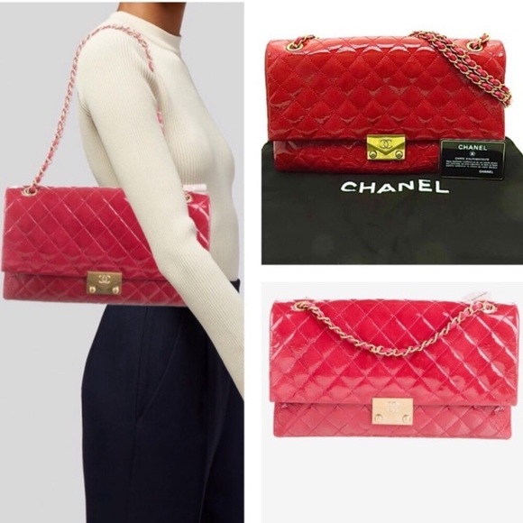 ๐ CELEBRITY ๐ LIKE NEW CHANEL double chain Striking bag - Picture 2 of 14